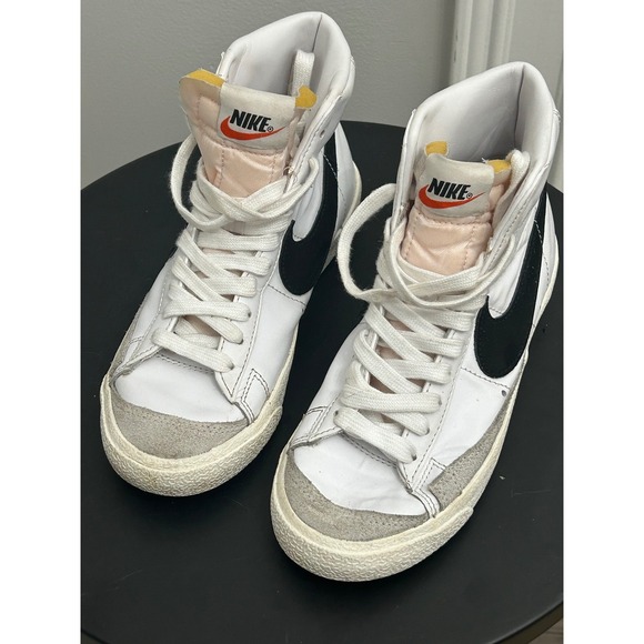 Nike Blazer Mid 77 Vintage Women\'s 5.5 White Black CZ1055-100 High Top Sneaker